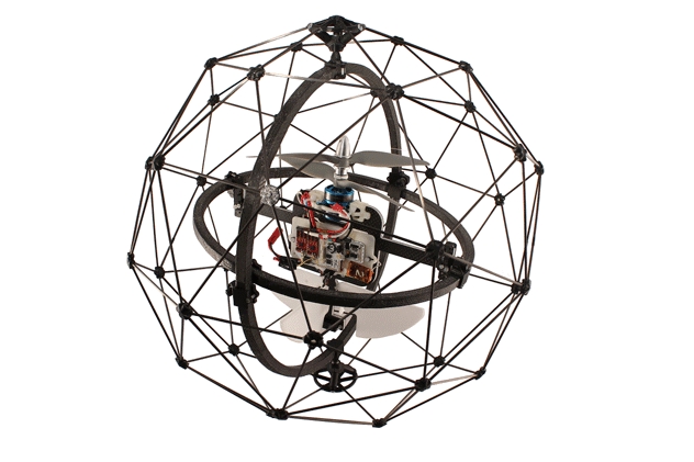 La start-up Lausannoise Flyablity remporte le prix Emirati Drone for Good 2015